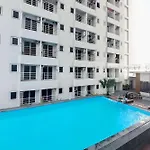 Simply Look Studio Apartment At Mansyur Residence By Travelio